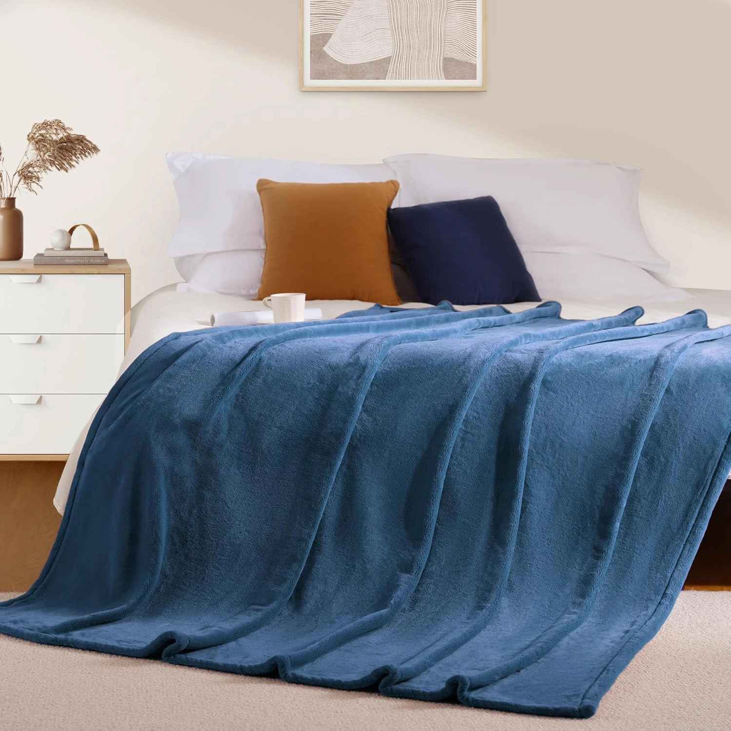 BEAUTEX Fleece Blanket Queen Size Super Soft Flannel Throw Blanket Lightweight Fuzzy Plush Blanket for Couch Sofa or Bed All Seasons (Dusty Blue, 90" x 90")