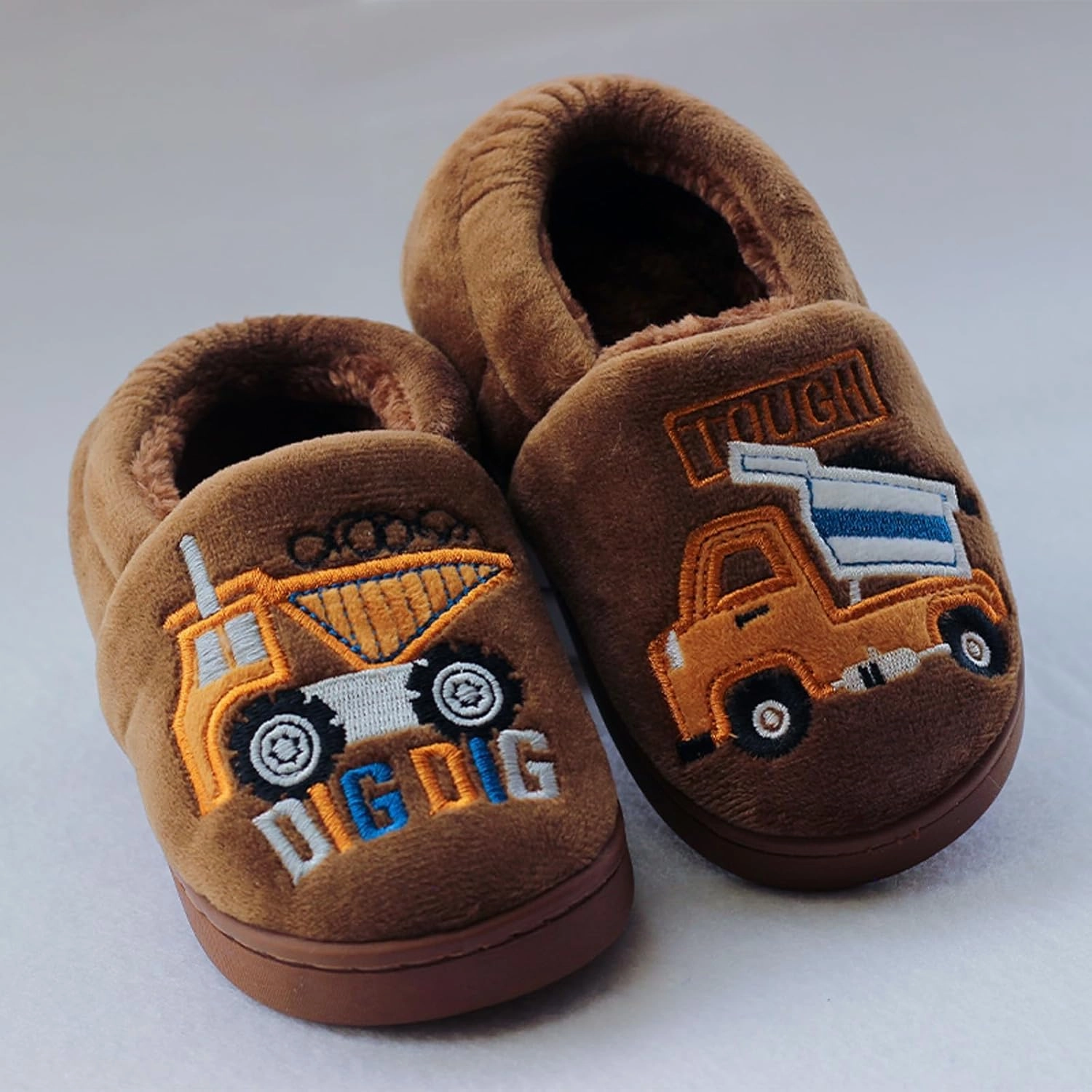 BMINFEE Garden Shoes Girls Cute Slippers Cartoon Memory Cotton Children's Plush Warm Winter Home shoes Boys Unisex Slides