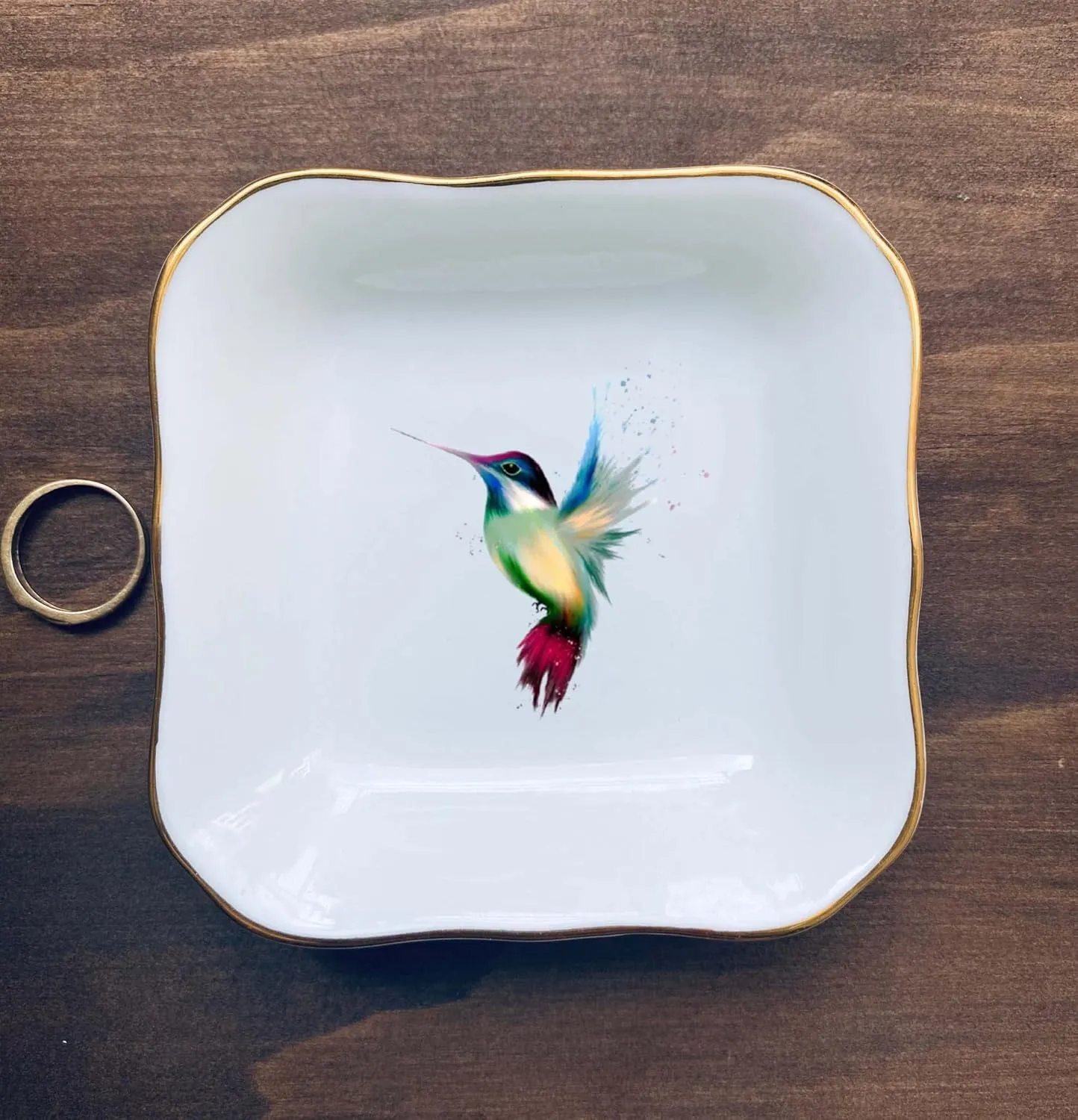 Ceramic Hummingbird Jewelry Holder, Hummingbird Gifts for Women, Dragonfly Dish, Bird Ring Holder, Butterfly Dishes, Gift for Mom, Daughter, Sister, Friend (Red Hummingbird)