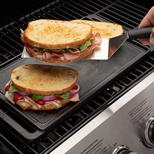 Cuisinart CCP-2000 Reversible Cast Iron Grill/Griddle Cookware Plate, Ribbed Grill and Smooth Flat Top Griddle