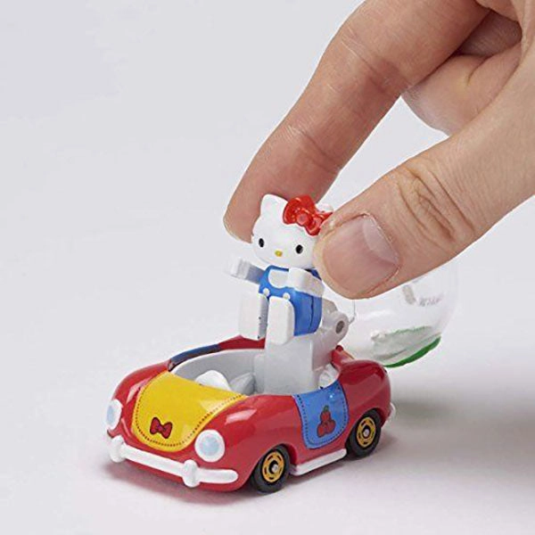 Dream Tomica Rideon R02 Hello Kitty & Apple Toy Car