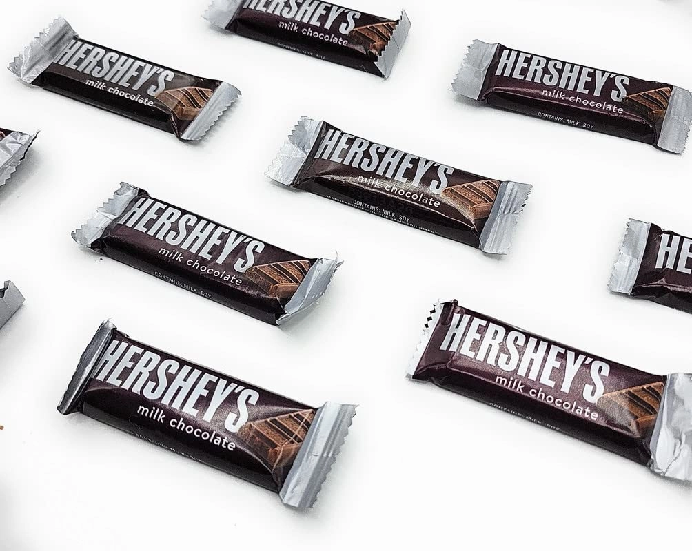HERSHEY'S Milk Chocolate Snack Size Candy Bar, 5 Pound Bulk Package