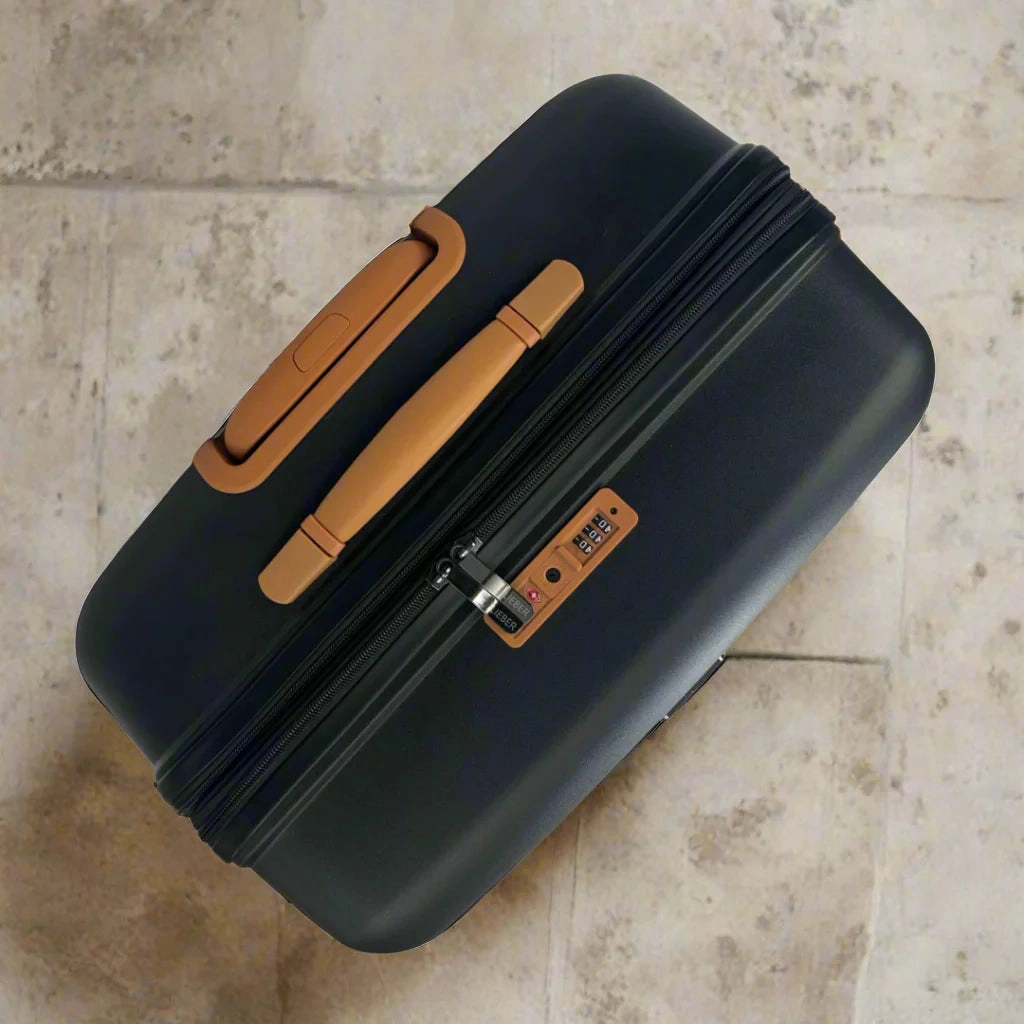 Lieber's Luggage Legacy Expandable 28" Hardside Spinner - Black