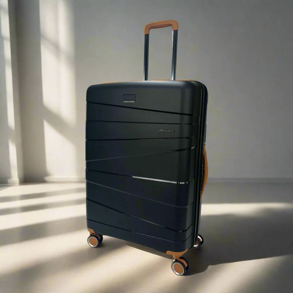 Lieber's Luggage Legacy Expandable 28" Hardside Spinner - Black