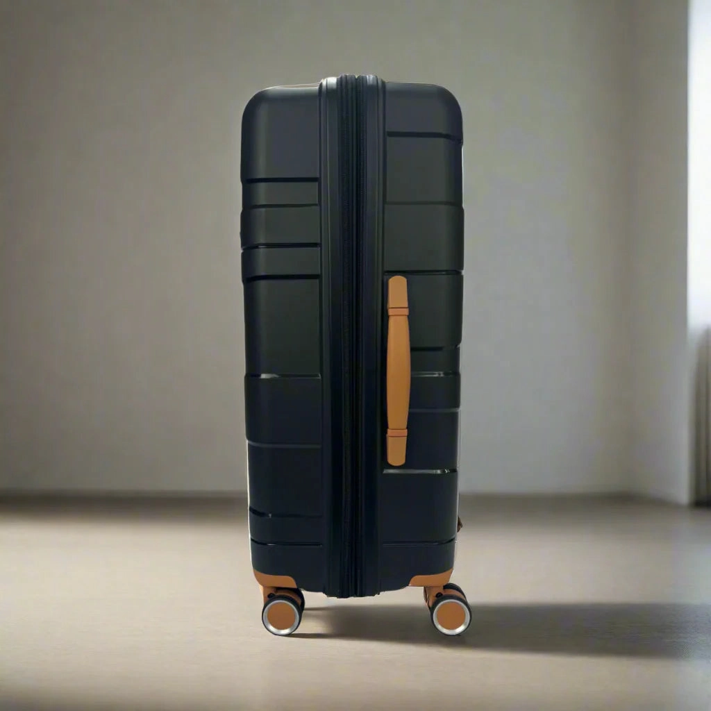 Lieber's Luggage Legacy Expandable 28" Hardside Spinner - Black