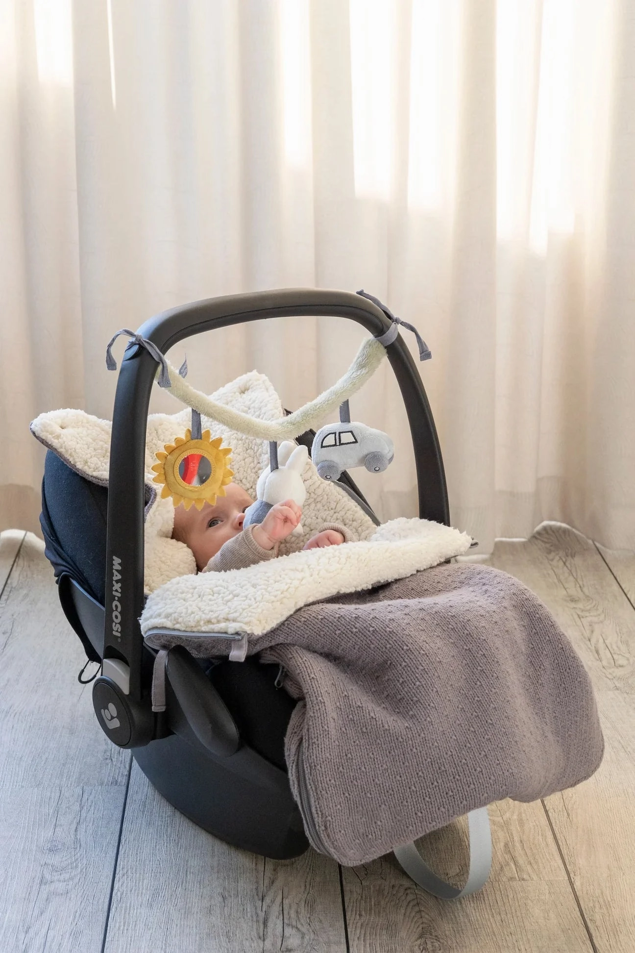 Miffy Car seat toy Fluffy Blue