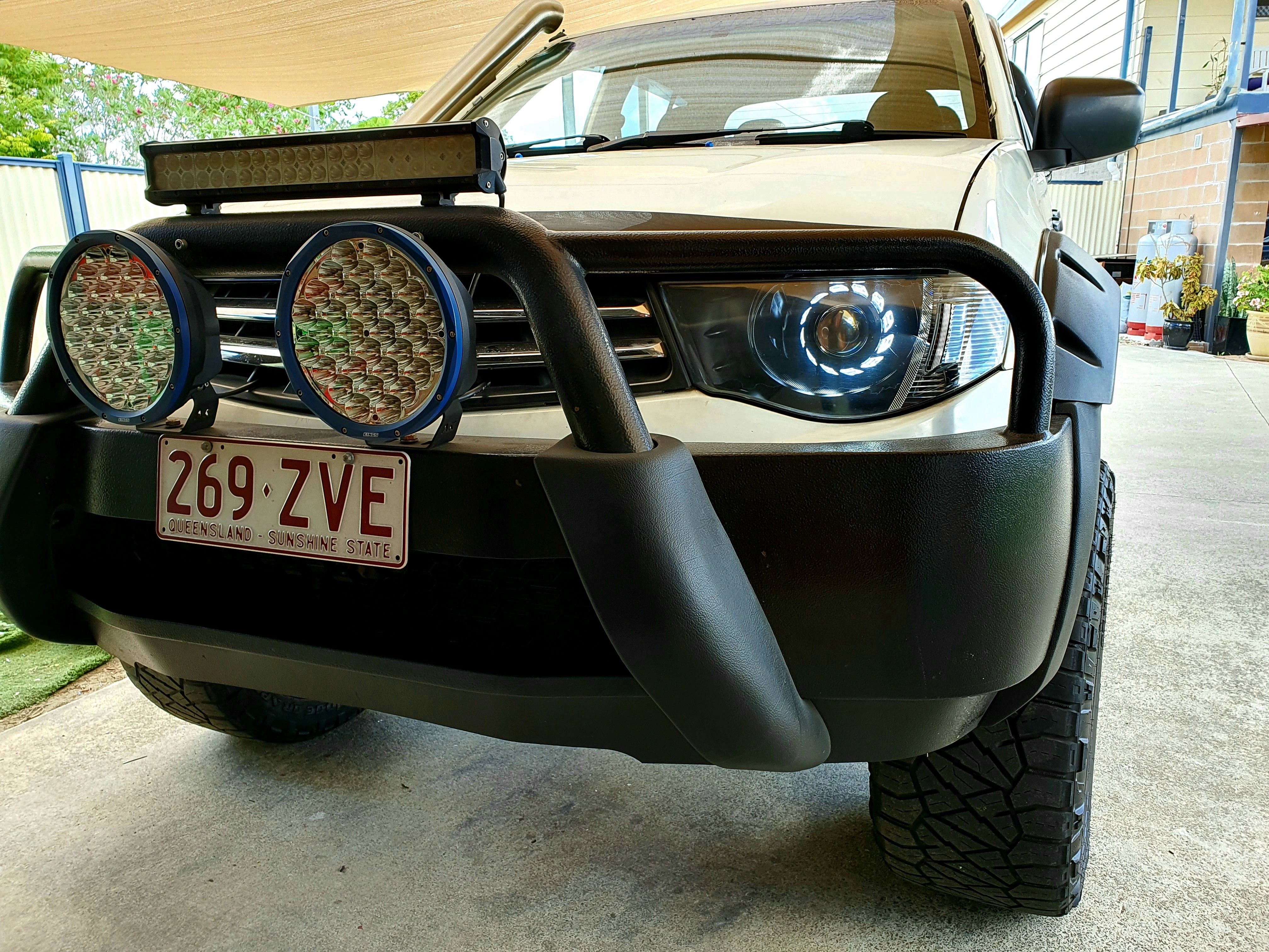 Mitsubishi Triton MN ML 2006-2016 Headlights with Turbine Projectors and Switchback LED White/Amber Halos
