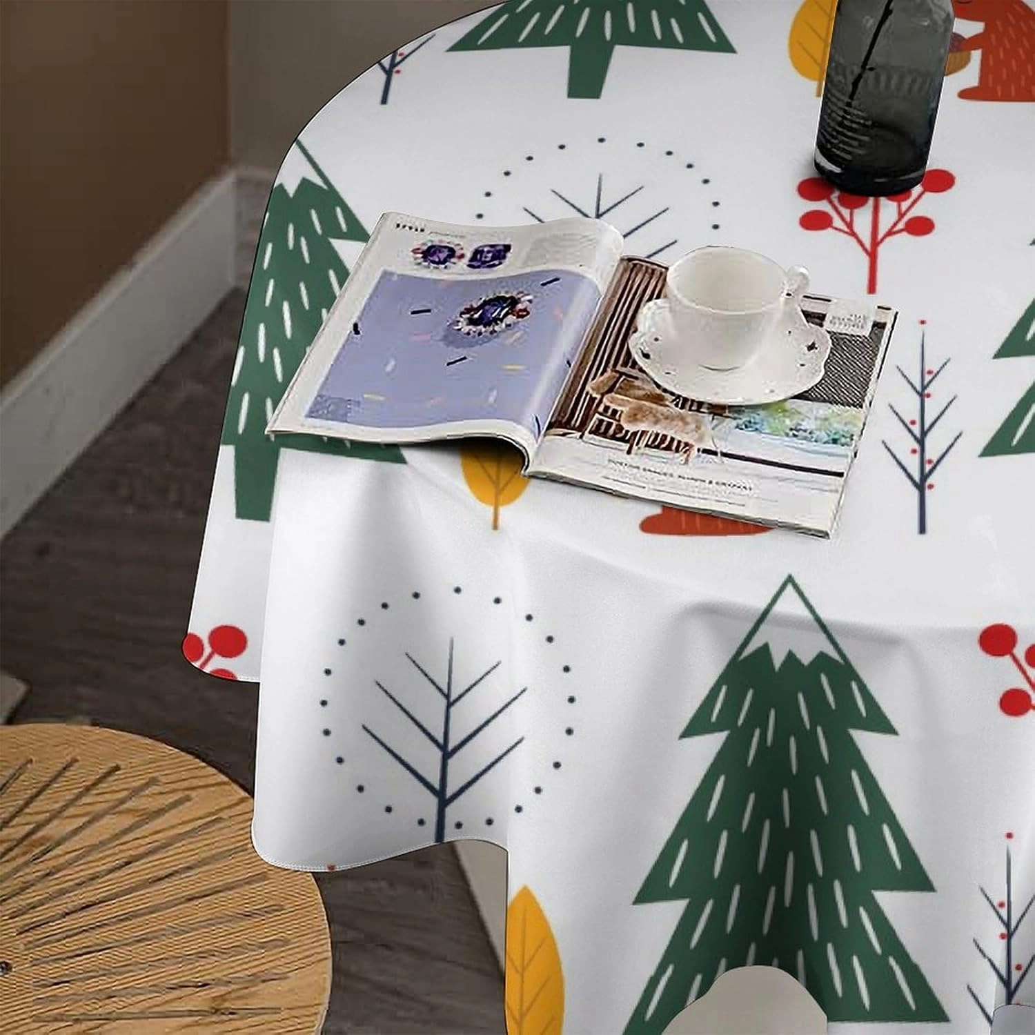 MoBlinko Squirrel in Forest Table Cloth Round Winter Animal Reusable Tablecloth 70x70in Waterproof Outdoor Tablecloth Table Cover for Kitchen Party Picnic Dining Decor