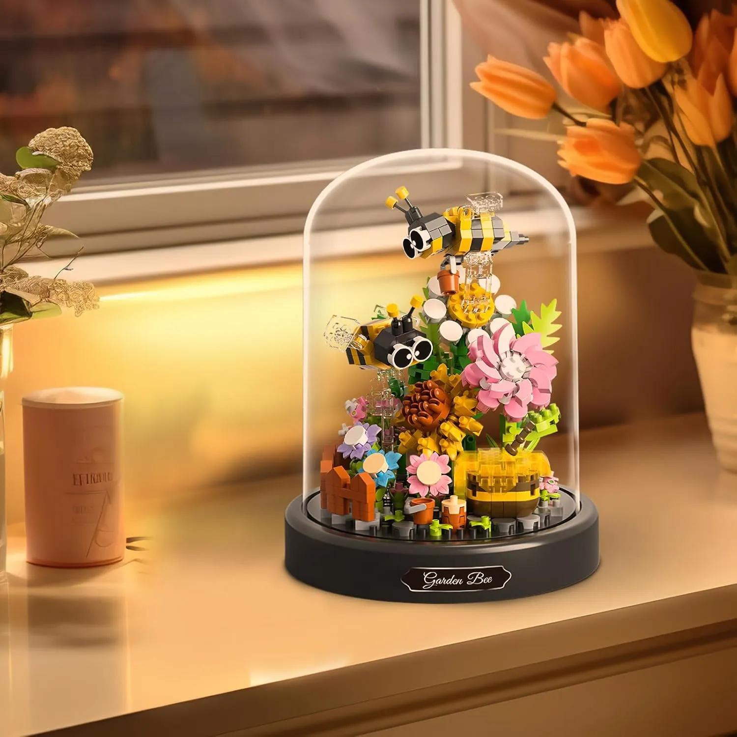 QLT QIAOLETONG Flower Bouquet Building Sets, 588 PCS Animals Flowers Botanical Collection Mini Bricks Building Blocks Toy for Adults, Valentine's Day for Her Mom Women Wife Girlfriend (Bee)