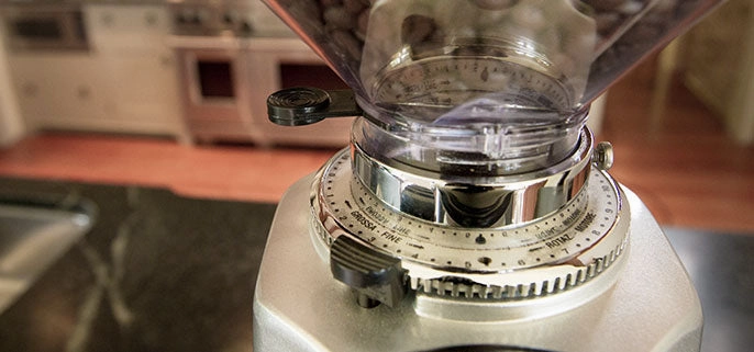 Quamar M80 Dosing Espresso Grinder in Silver