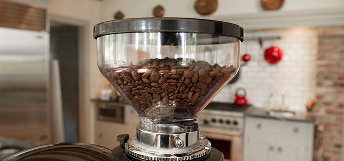 Quamar M80 Dosing Espresso Grinder with Timer in Black