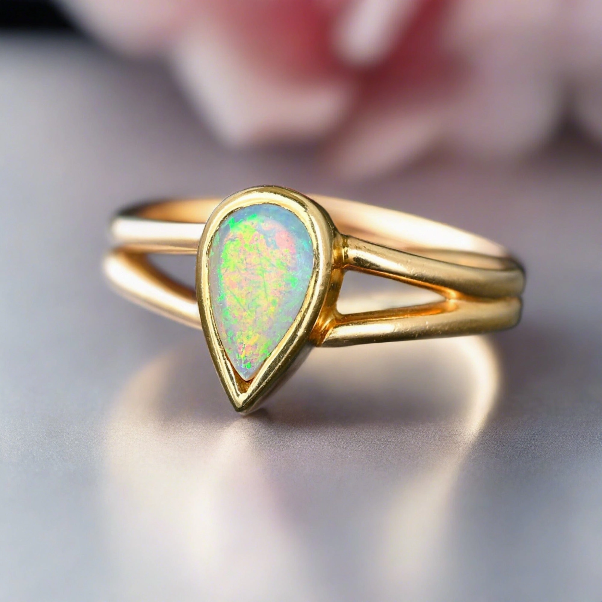Vintage 14K Gold Split Shoulders Pear Cut Opal Ring