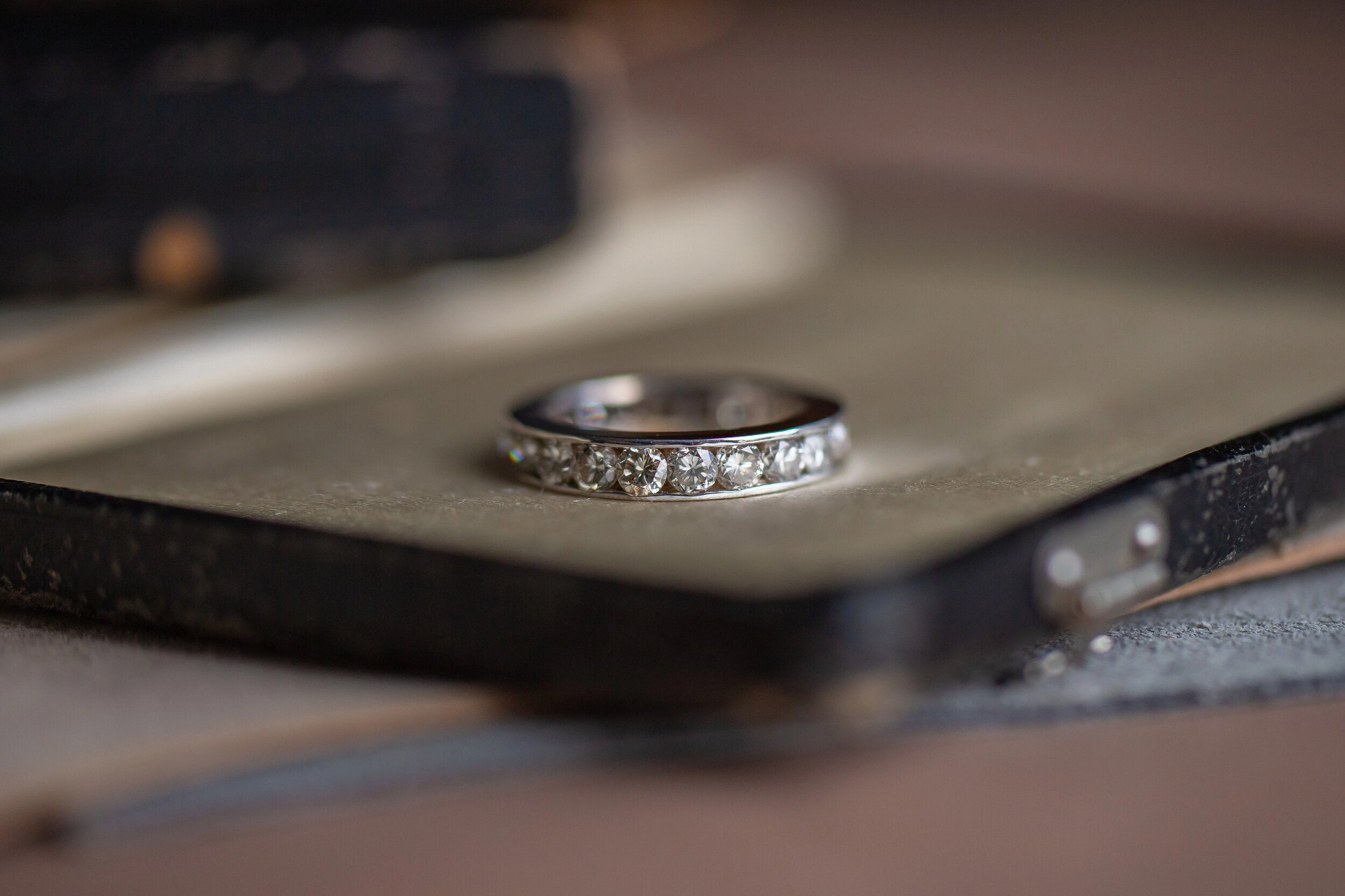 Vintage 14k White Gold 2.20 CTW Warm Diamond Eternity Band