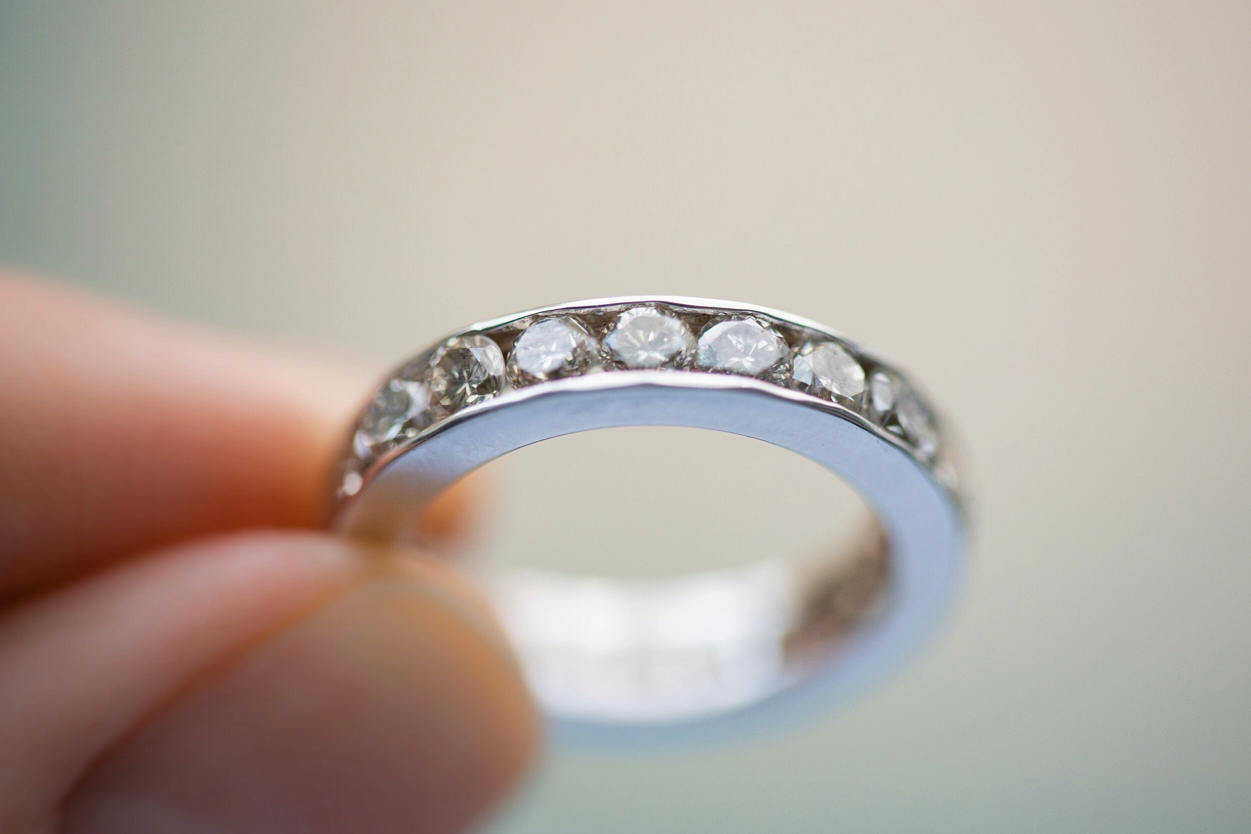 Vintage 14k White Gold 2.20 CTW Warm Diamond Eternity Band